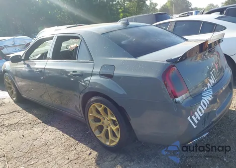 2019 Chrysler 300 300S из США, поврежденный, VIN 2C3CCABG0KH559734